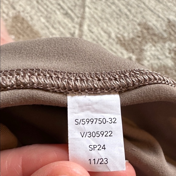 Athleta Ultra High Rise Elation 7/8 Leggings - Picture 6 of 6